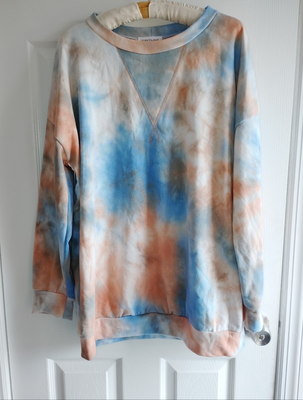 Tie-Dye Crewneck Sweatshirt in Blue & Coral Tie Dye Size First Love By Lovelyn
